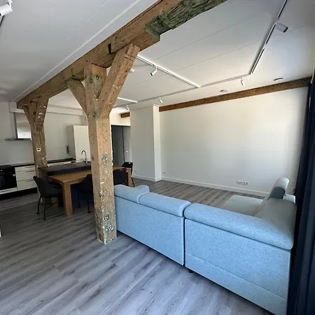 Golf Course Around The Corner! Διαμέρισμα *