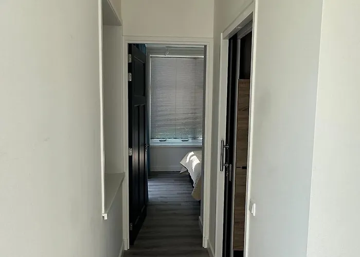 Golf Course Around The Corner! Διαμέρισμα