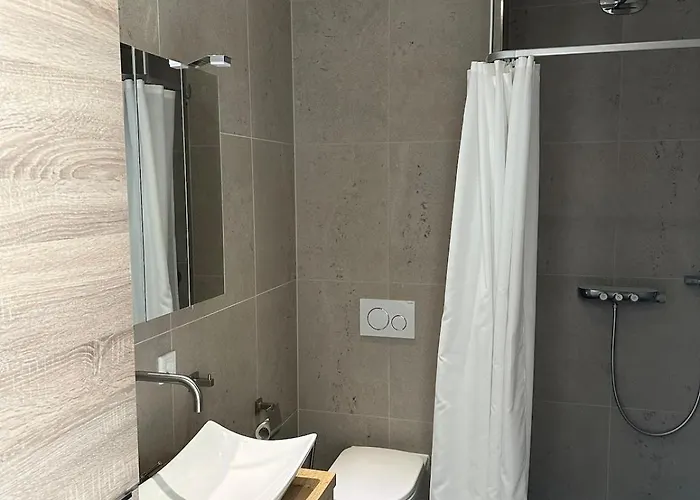 Golf Course Around The Corner! *